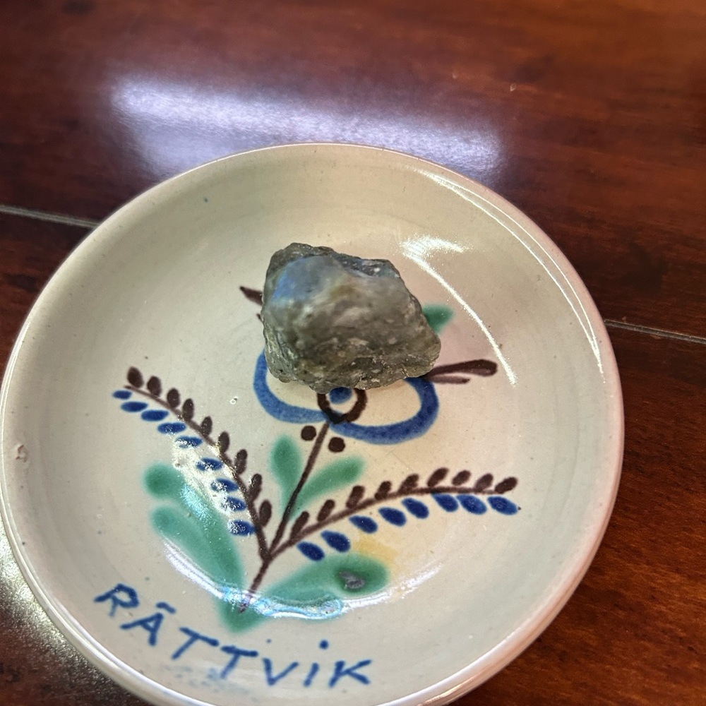 Raw Labradorite Stone - Picture 2 of 5